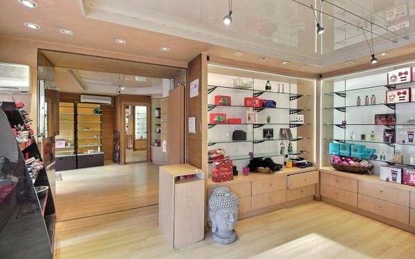 Immeuble à vendre    1 pièce •  Morestel