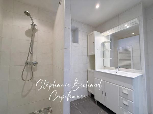 Appartement rez-de-jardin à vendre T2 jardin 255 m² LA ROCHETTE (05)