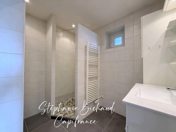 Appartement rez-de-jardin à vendre T2 jardin 255 m² LA ROCHETTE (05)