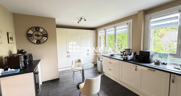 À vendre Appartement 6 pièces 121.72 m² - Bougival 78380