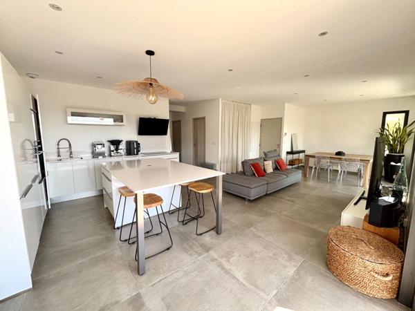 Maison à vendre contemporaine 6 pièces LA CIOTAT (13)