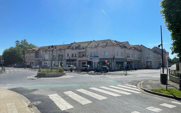Stationnement à louer    Serris