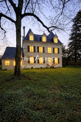 Maison à SENILLé-SAINT-SAUVEUR 86100, 86100 - 7 pièces 178m²