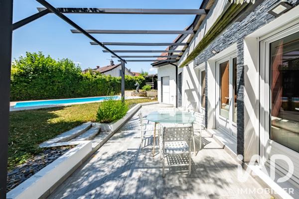 Maison à vendre 6 pièces 156,2 m² Varois-et-Chaignot