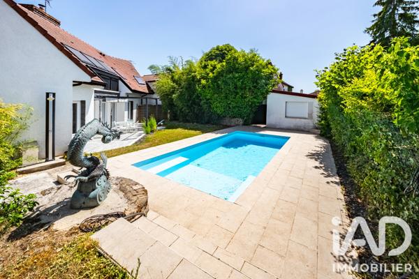 Maison à vendre 6 pièces 156,2 m² Varois-et-Chaignot