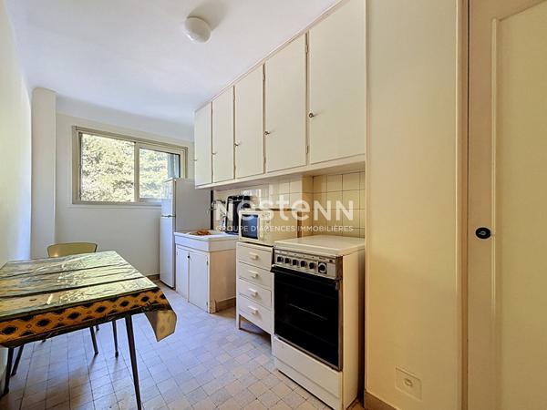 Cannes - Plage 1 min à pied - Studio 38 m² - Vue Mer - Parking collectif