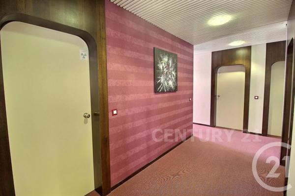 à vendre  189 m 2   BEHREN LES FORBACH  - 57