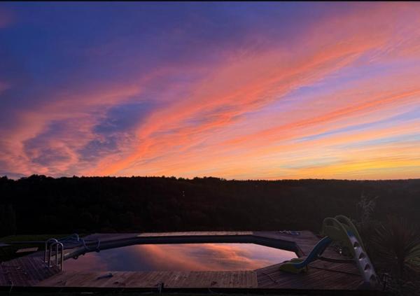 A vendre, maison de plain-pied avec une superbe vue, à COURSAC 24430