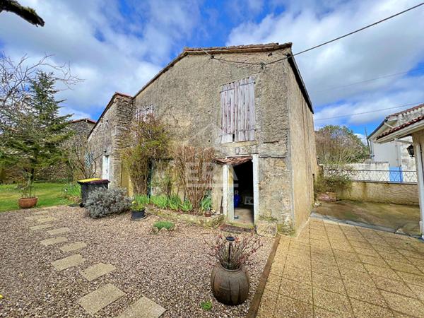 Maison Ruelle Sur Touvre 5 pièce(s) 110 m2