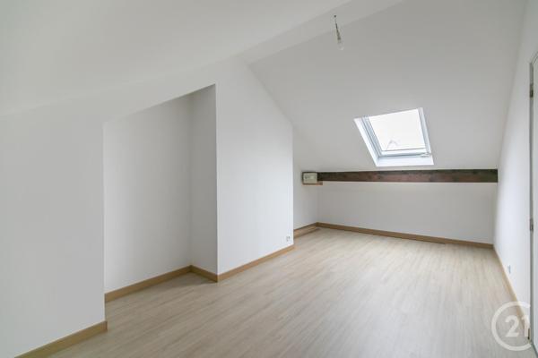 Maison à vendre  7 pièces - 92,29 m2 ST MAUR DES FOSSES - 94