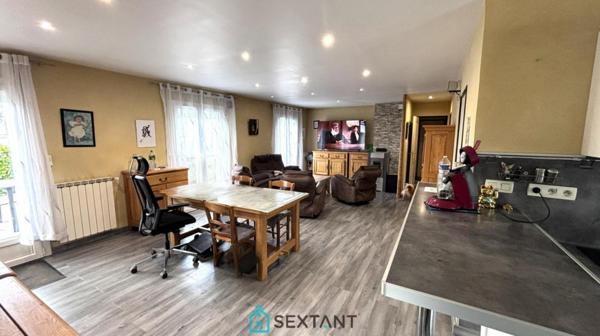 Pavillon familial de 140 m² avec dépendance aménagée, sous-sol complet et grand terrain de 1 000 m²