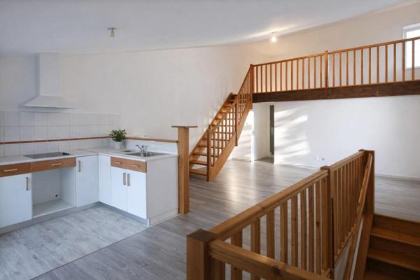 Maison Saint-maixent-l’ecole 2 pièce(s)