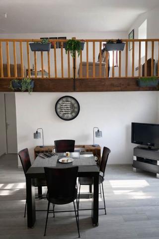 Maison Saint-maixent-l’ecole 2 pièce(s)