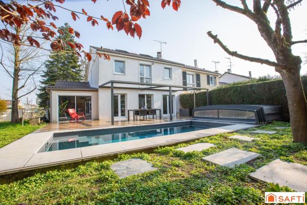 SUPERBE MAISON FAMILIALE, 5 CHAMBRES, PISCINE