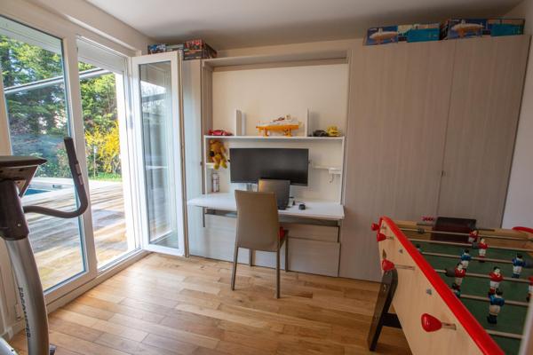 SUPERBE MAISON FAMILIALE, 5 CHAMBRES, PISCINE