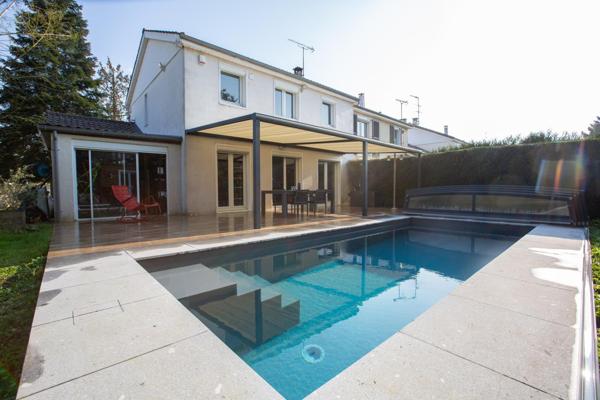 SUPERBE MAISON FAMILIALE, 5 CHAMBRES, PISCINE