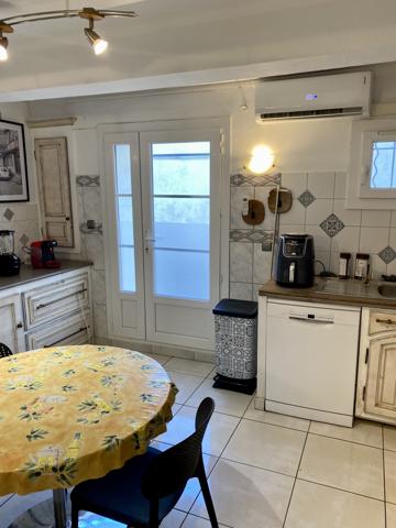 Courthézon (84350) Viager occupé Monsieur 72 ans - Maison de village à Courthézon