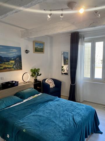 Courthézon (84350) Viager occupé Monsieur 72 ans - Maison de village à Courthézon