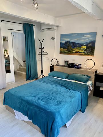 Courthézon (84350) Viager occupé Monsieur 72 ans - Maison de village à Courthézon