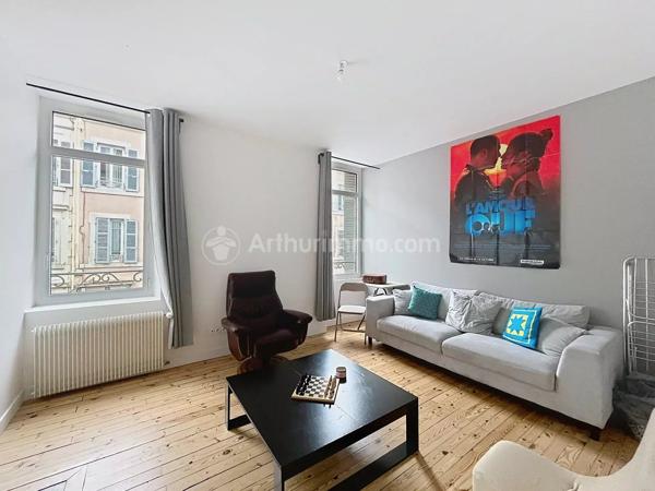 Location                                                      Appartement
                        
                     4 pièces                      82 m2                     à Clermont-Ferrand
