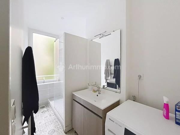 Location                                                      Appartement
                        
                     4 pièces                      82 m2                     à Clermont-Ferrand