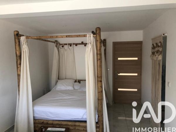 Maison à vendre 5 pièces 170 m² Saint-Pierre