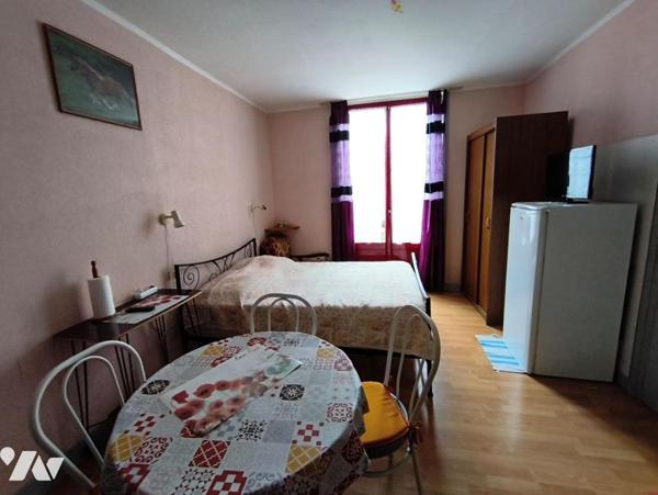 Ensemble de 3 appartements - Résidence du lac - BAGNOLES DE L'ORNE