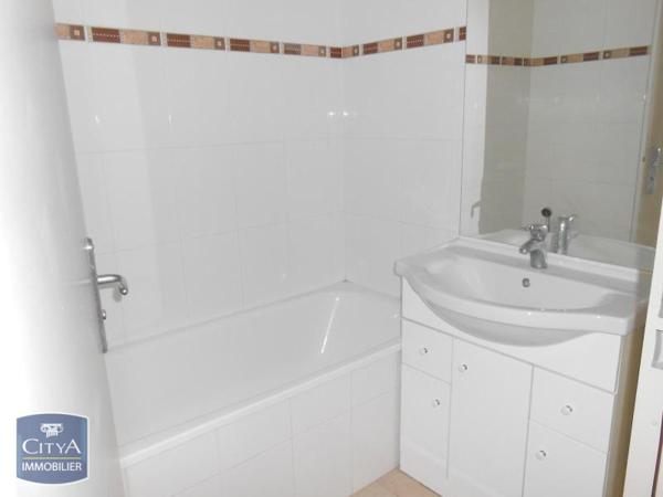 Appartement à louer 2 pièces 40.56m²