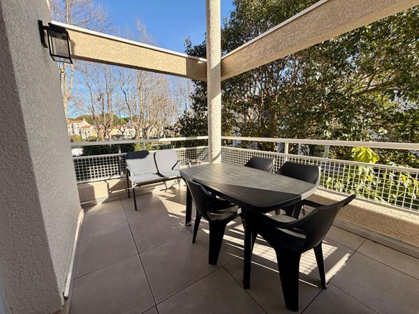 SAINT-CYPRIEN - Appartement meublé 3 pièces 50 m² - Parking - Piscine