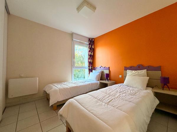 SAINT-CYPRIEN - Appartement meublé 3 pièces 50 m² - Parking - Piscine