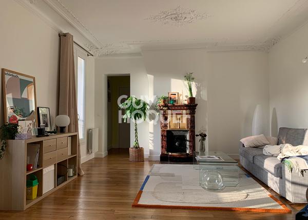 Appartement Paris 3 pièce(s) 63.18 m2