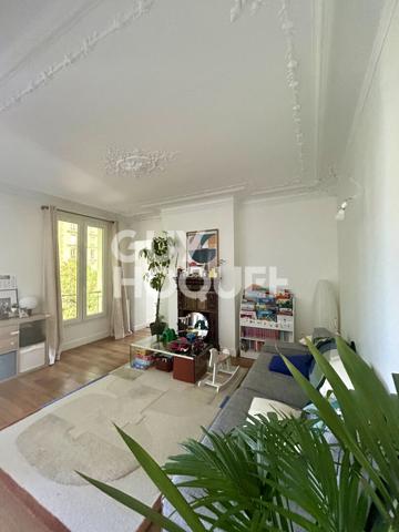 Appartement Paris 3 pièce(s) 63.18 m2