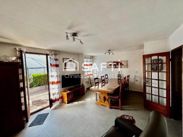 Maison plain-pied sur sous sol de 72 M2 sur 5 ares avec piscine
