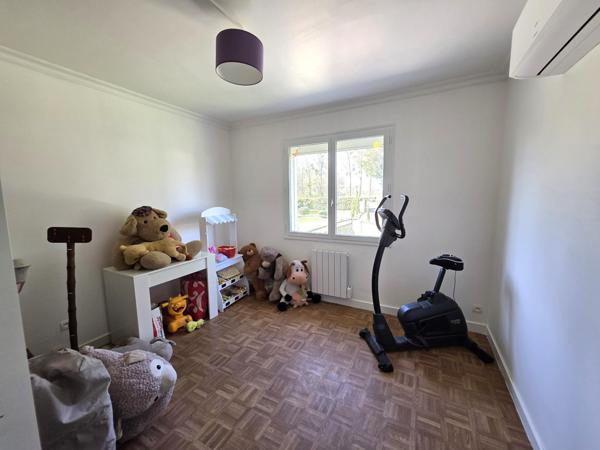 Grande maison familiale sur 5254m² de terrain  ! A découvrir !