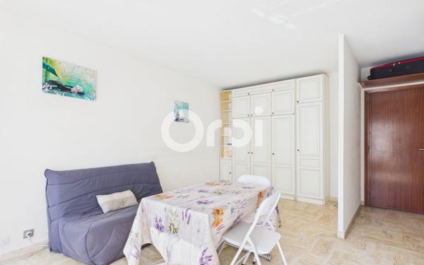Appartement à vendre    1 pièce • 31,81 m2 Mandelieu-la-Napoule