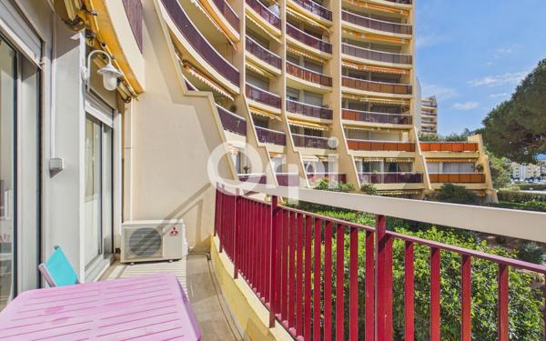 Appartement à vendre    1 pièce • 31,81 m2 Mandelieu-la-Napoule