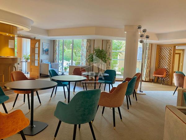 Centre-ville de Pau : T2 avec terrasse aux Hespérides