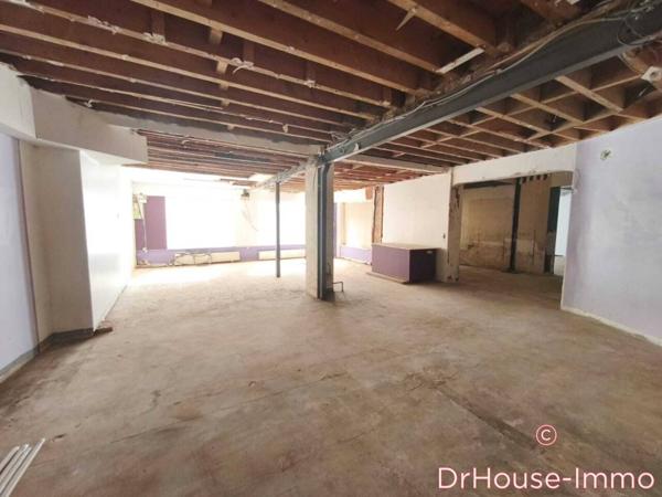 Immeuble à vendre 15 pièces de 370 m²