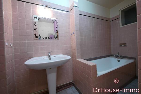 Immeuble à vendre 15 pièces de 370 m²