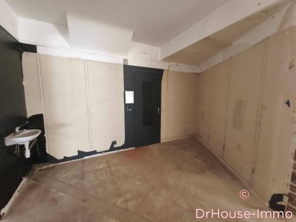 Immeuble à vendre 15 pièces de 370 m²