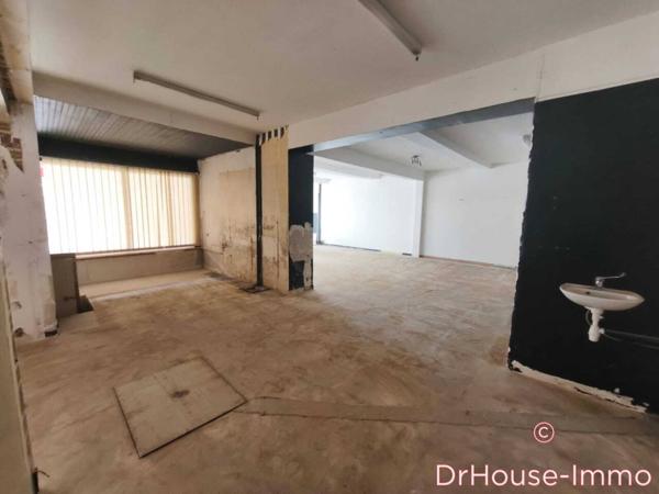 Immeuble à vendre 15 pièces de 370 m²