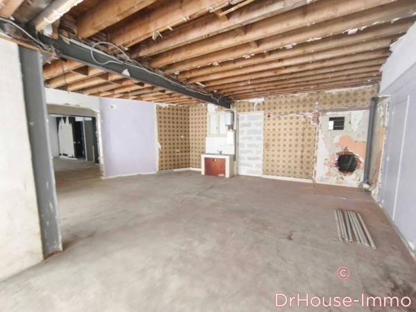 Immeuble à vendre 15 pièces de 370 m²