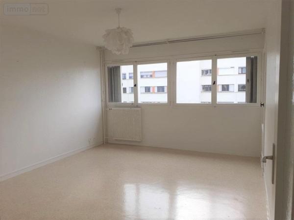 Appartement à louer à Tours dans l'Indre-et-Loire (37000), ref : 37072-L16