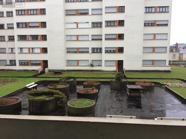 Appartement à louer à Tours dans l'Indre-et-Loire (37000), ref : 37072-L16