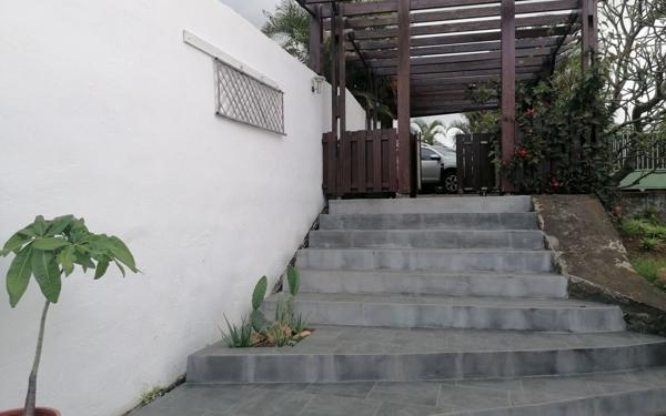 Maison à vendre    5 pièces • 180 m2 La Possession