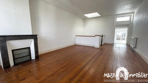 Location Appartement avec terrasse - 2 chambres - 102m² - COGNAC