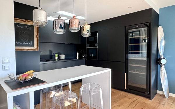 Appartement à vendre    3 pièces • 61,48 m2 Saint-Jean