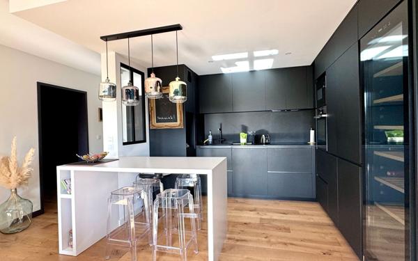 Appartement à vendre    3 pièces • 61,48 m2 Saint-Jean