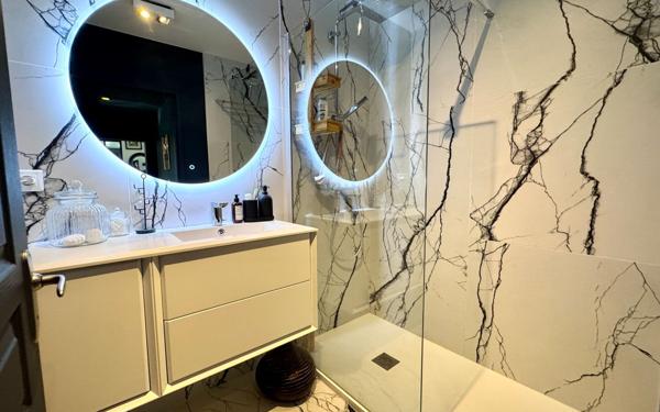 Appartement à vendre    3 pièces • 61,48 m2 Saint-Jean