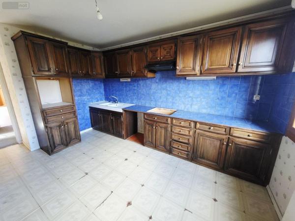 Appartement à vendre à Ussel en Corrèze (19200), ref : UA 130